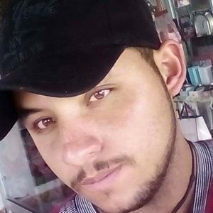 Meet your Posher, Abelardo